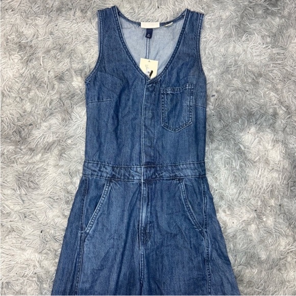 Universal Thread Women’s Sleeveless Denim Jumpsuit - Blue Size 4 NWT - Picture 2 of 5